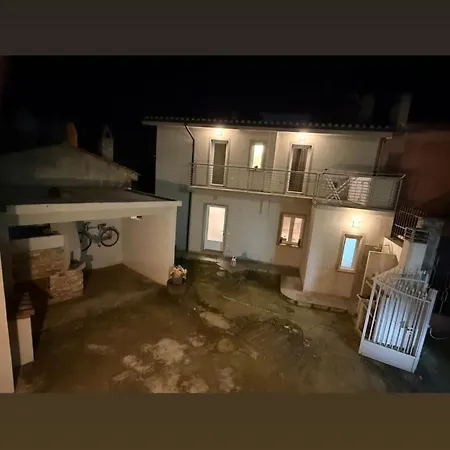 Апартаменты Virgilio's House *